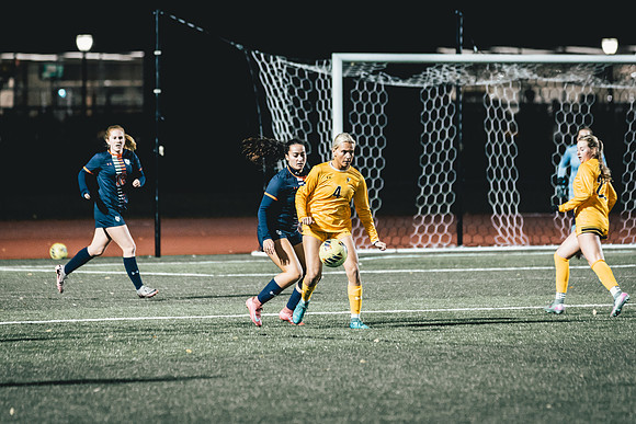 UWS WSOC vs MAC_-88