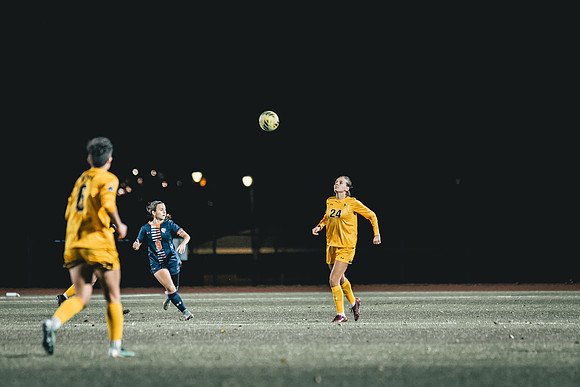 UWS WSOC vs MAC_-59