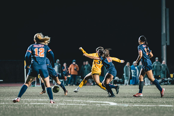 UWS WSOC vs MAC_-147