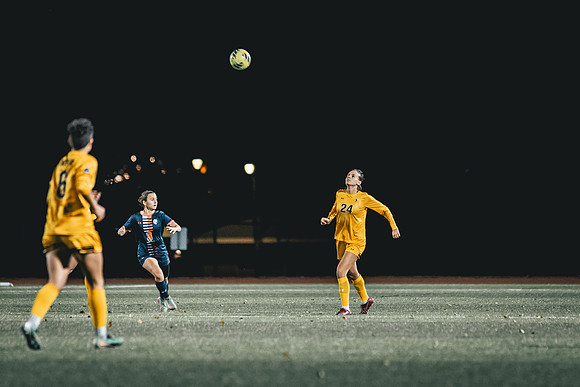 UWS WSOC vs MAC_-11