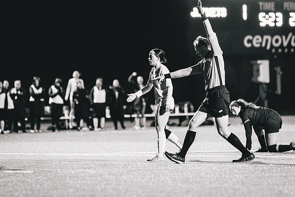 UWS WSOC vs MAC_-183