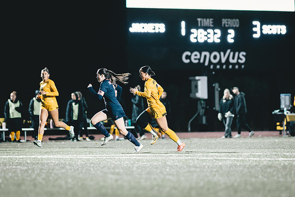 UWS WSOC vs MAC_-154