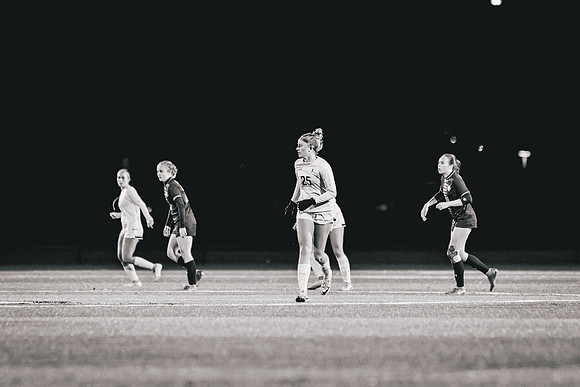 UWS WSOC vs MAC_-157