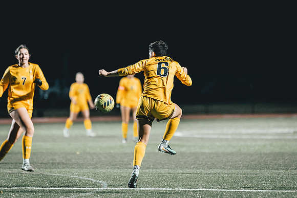 UWS WSOC vs MAC_-180