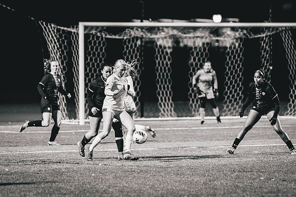 UWS WSOC vs MAC_-20