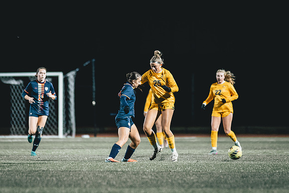 UWS WSOC vs MAC_-160