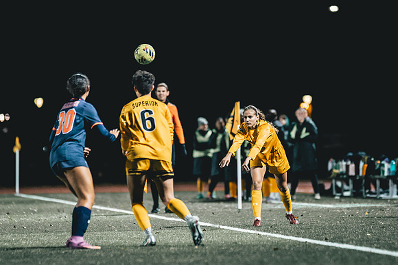 UWS WSOC vs MAC_-30