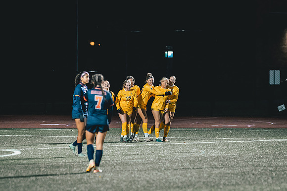 UWS WSOC vs MAC_-24