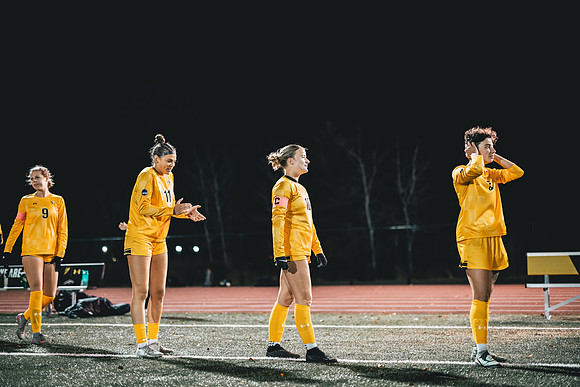 UWS WSOC vs MAC_-112