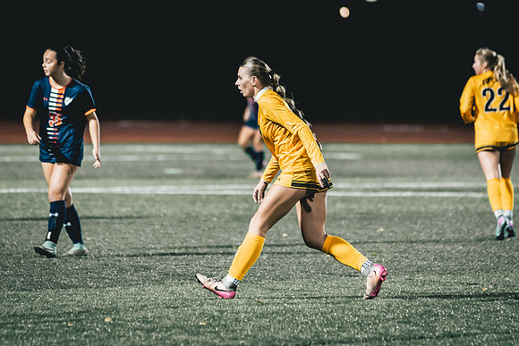 UWS WSOC vs MAC_-86
