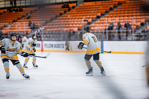 UWS WHKY vs LF-25