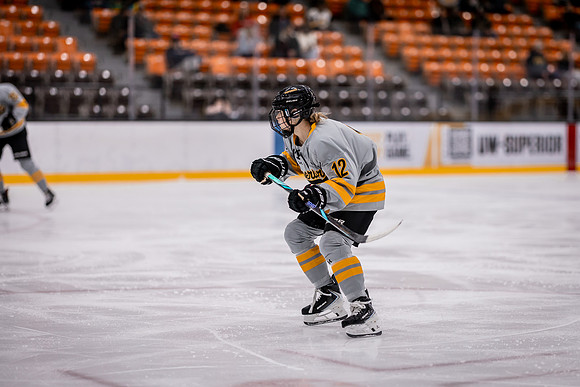 UWS WHKY vs LF-52