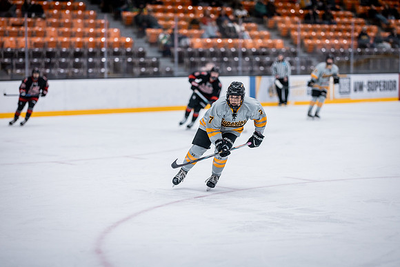 UWS WHKY vs LF-114