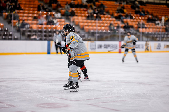 UWS WHKY vs LF-79