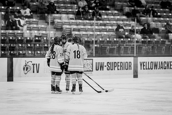 UWS WHKY vs LF-76