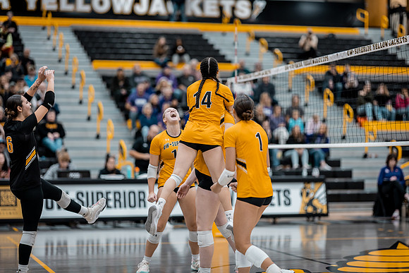 VB vs NWU 2nd -84