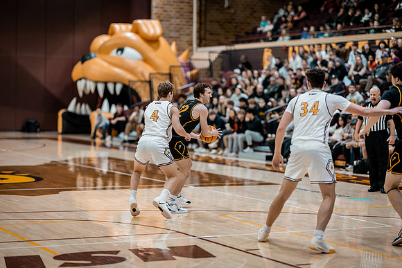 MBB vs UMD -26