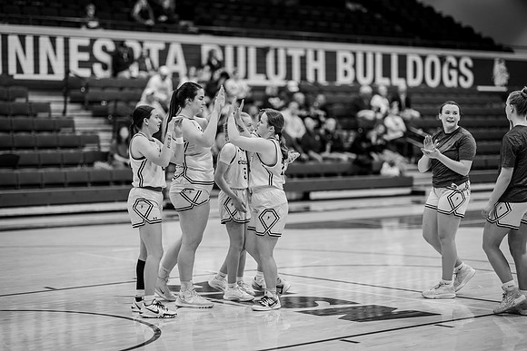 WBB vs UMD -17