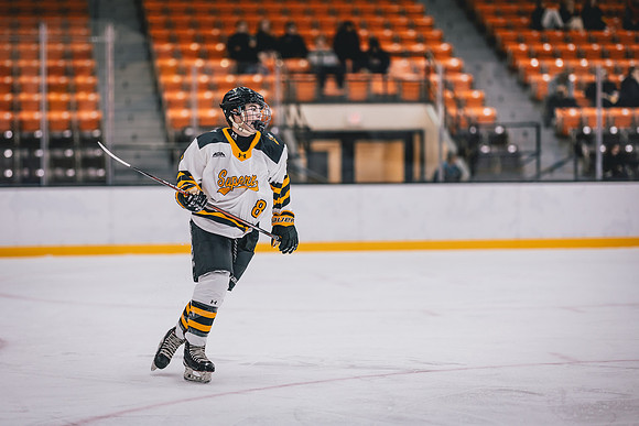 CMHKY vs UMD -7