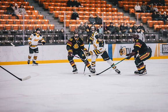 CMHKY vs UMD -10