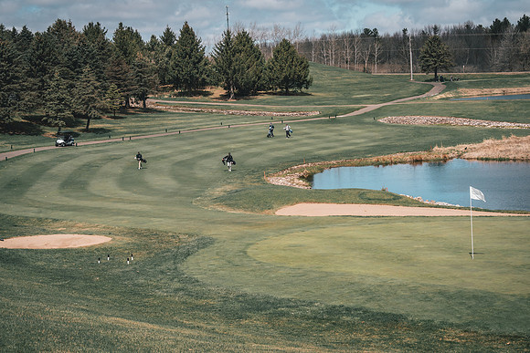UWS GOLF vs CSS-1-220