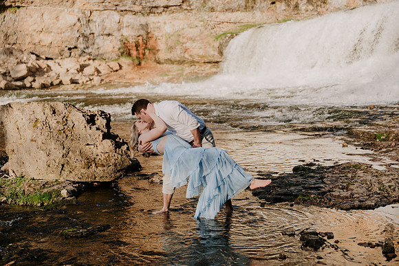 summer engagement waterfall photoshoot-58