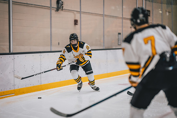 CMHKY vs UWL 2-4