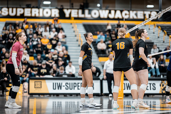 UWS VB vs CROWN-5