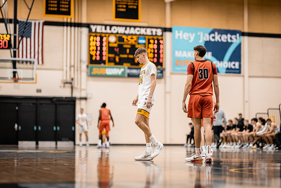MBB vs UWRF-17