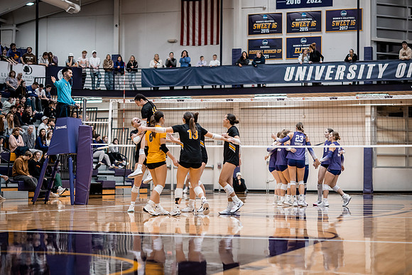 UWS VB vs UWS-15