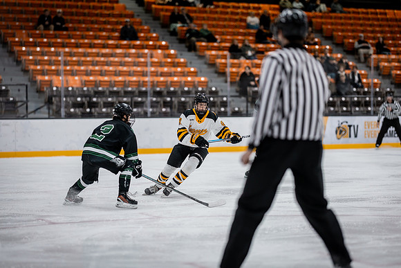 CMHKY vs UND Edits-36