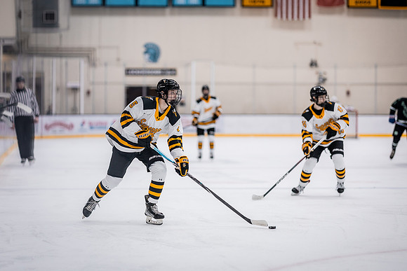 CMHKY vs UND Edits-23
