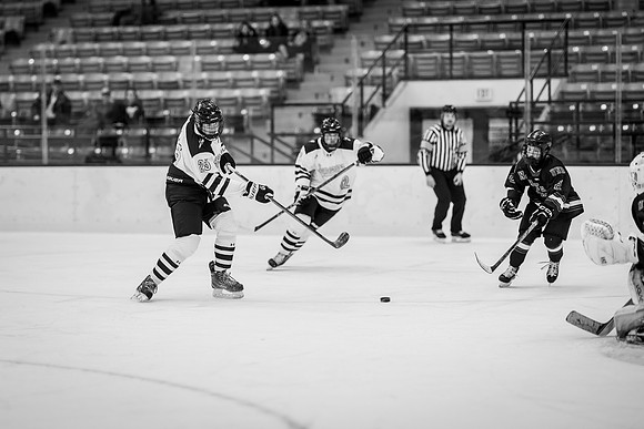 CMHKY vs UND Edits-21