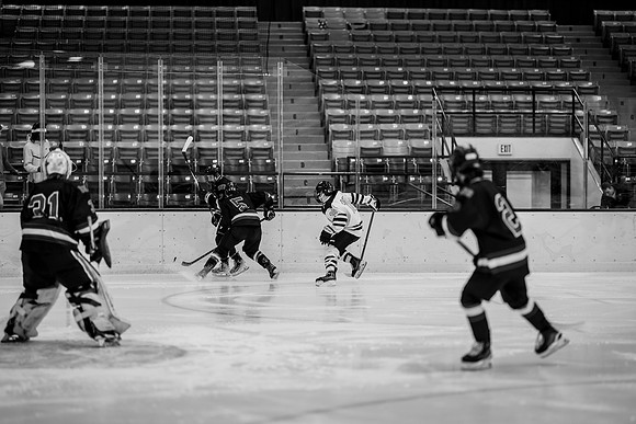 CMHKY vs UND Edits-30