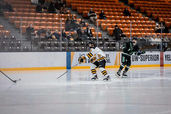 CMHKY vs UND Edits-26