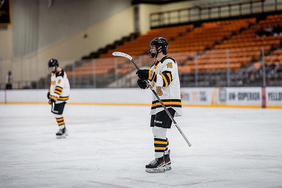 CMHKY vs UND Edits-90