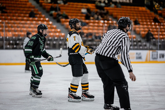 CMHKY vs UND Edits-49