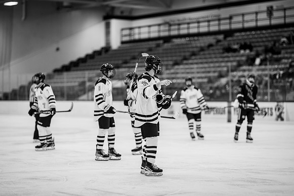 CMHKY vs UND Edits-89