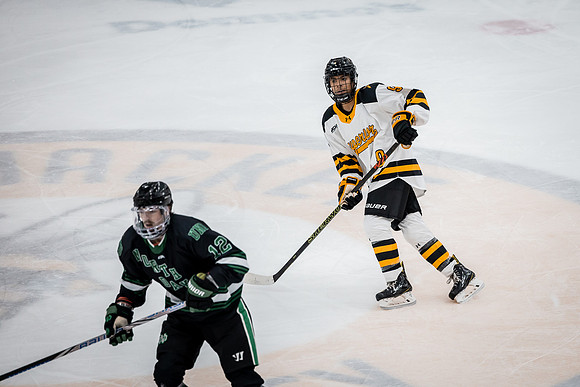 CMHKY vs UND Edits-138