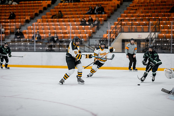 CMHKY vs UND Edits-104