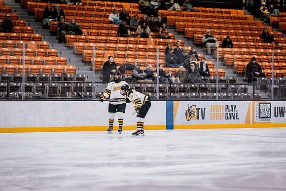 CMHKY vs UND Edits-14