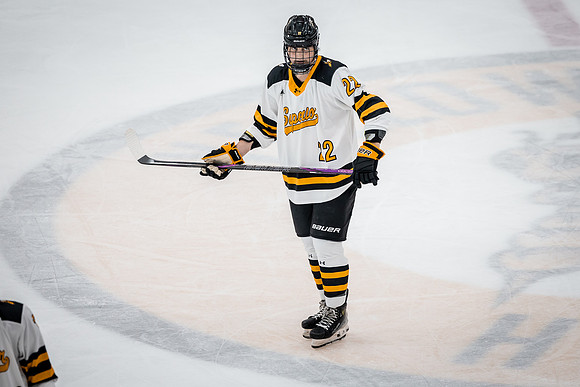 CMHKY vs UND Edits-171