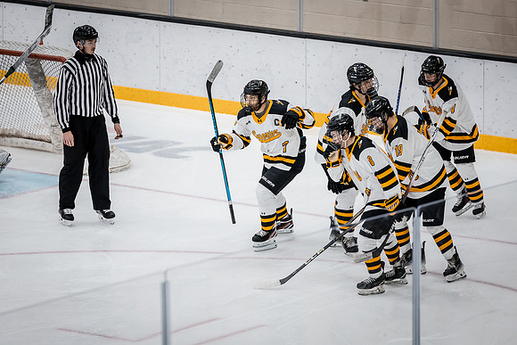 CMHKY vs UND Edits-164
