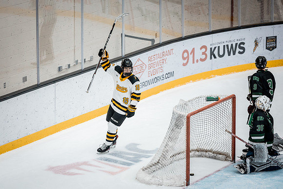 CMHKY vs UND D2-126