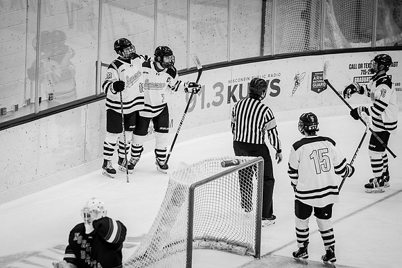 CMHKY vs UND D2-98