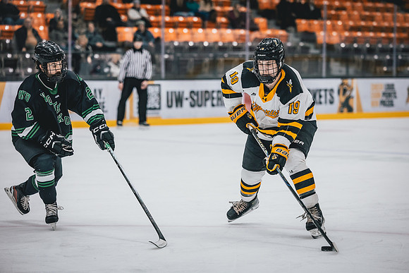 CMHKY vs UND Edits-20