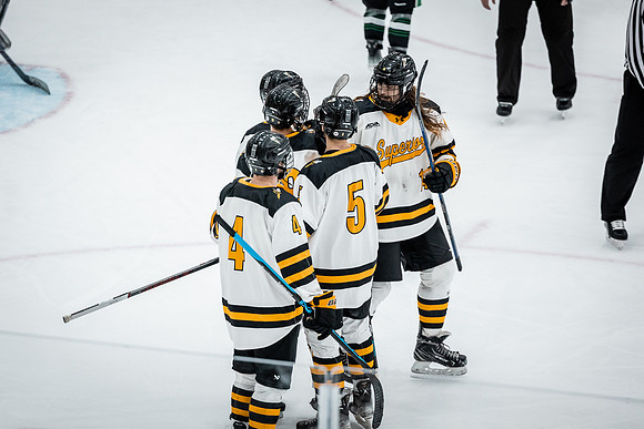 CMHKY vs UND D2-130
