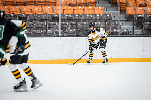 CMHKY vs UND D2-72