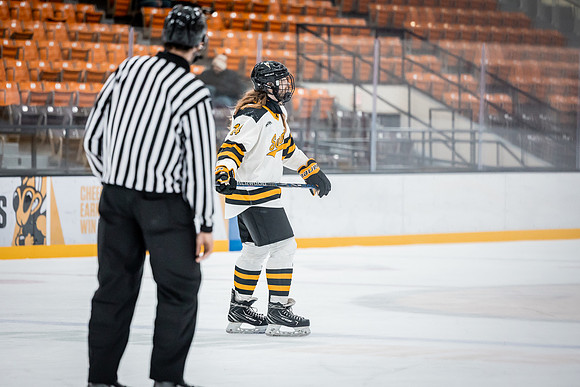 CMHKY vs UND D2-62