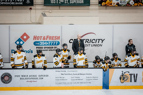 CMHKY vs UND D2-120